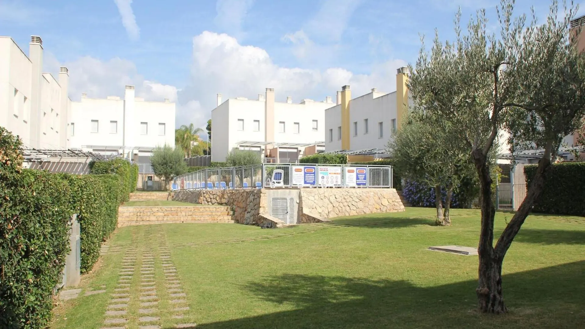 Nice Apartment With Private Terrace Creixell