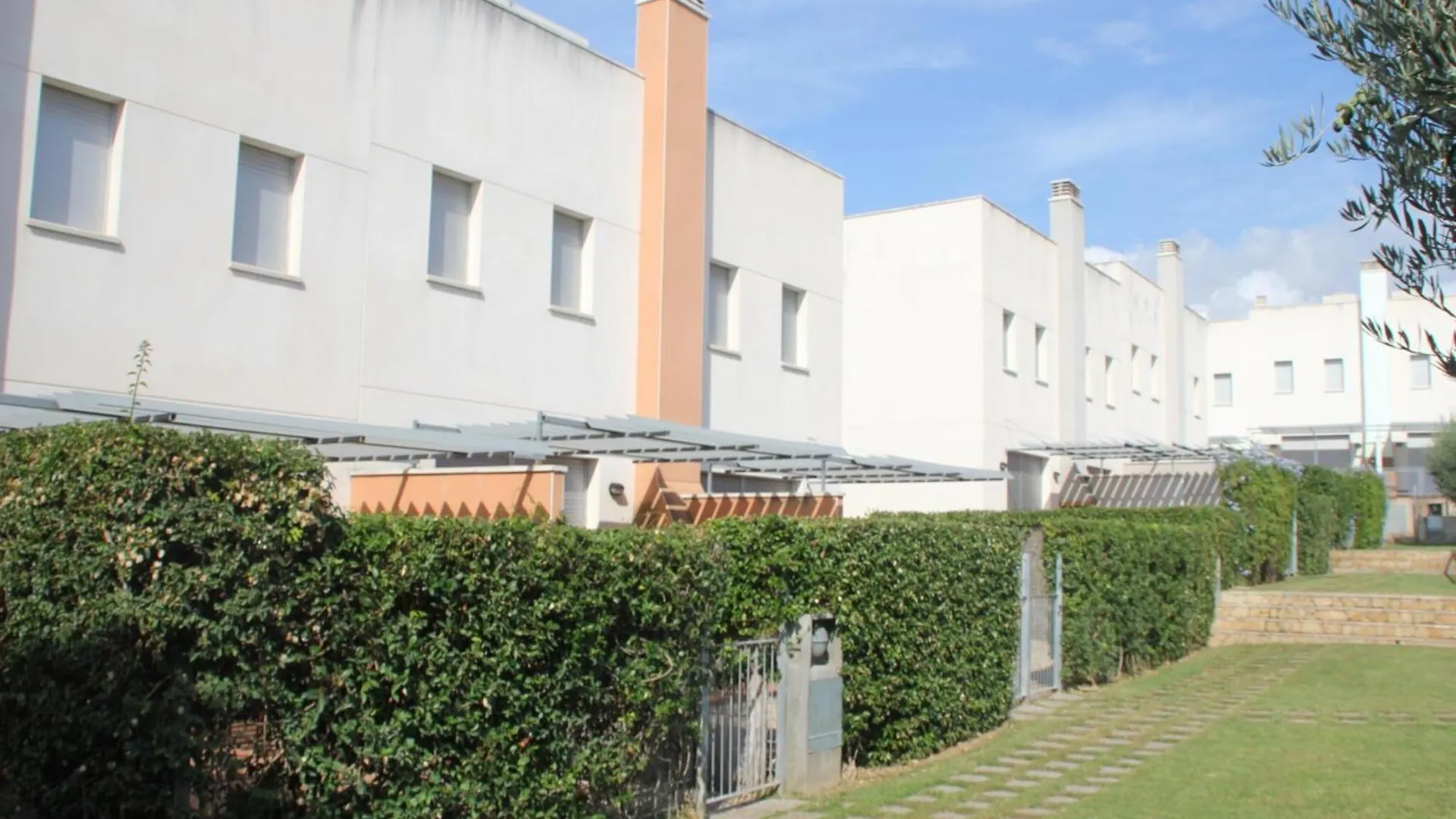 Nice Apartment With Private Terrace Creixell